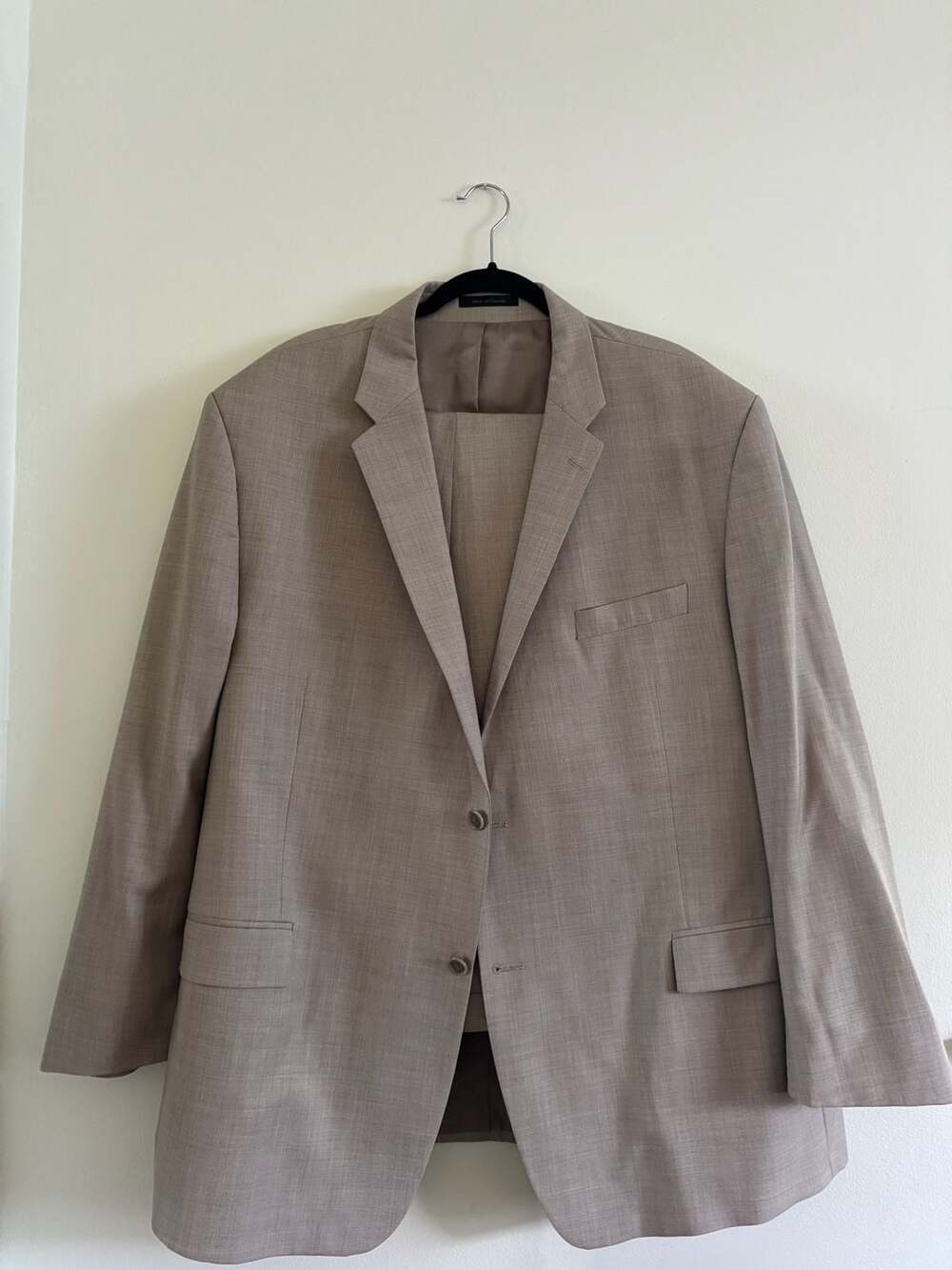 Calvin Klein Mens 100% Wool Tan Two Piece Suit Size 50R